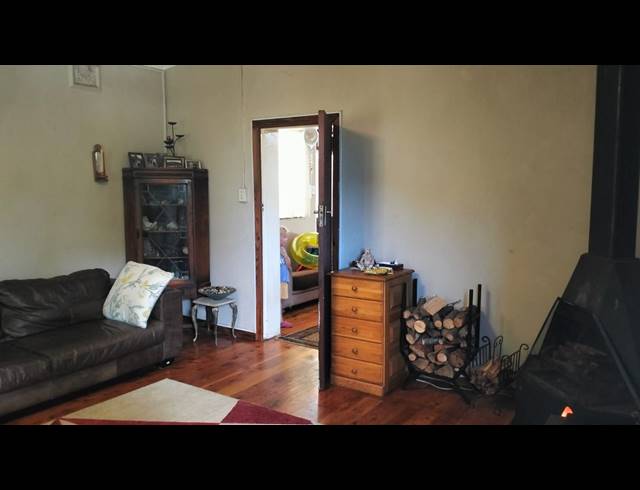 4 BEDROOM HOUSE FOR SALE IN PRESTBURY